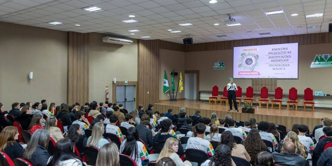 Itaipu, Parquetec e Seed lançam Projeto +Enem no Paraná