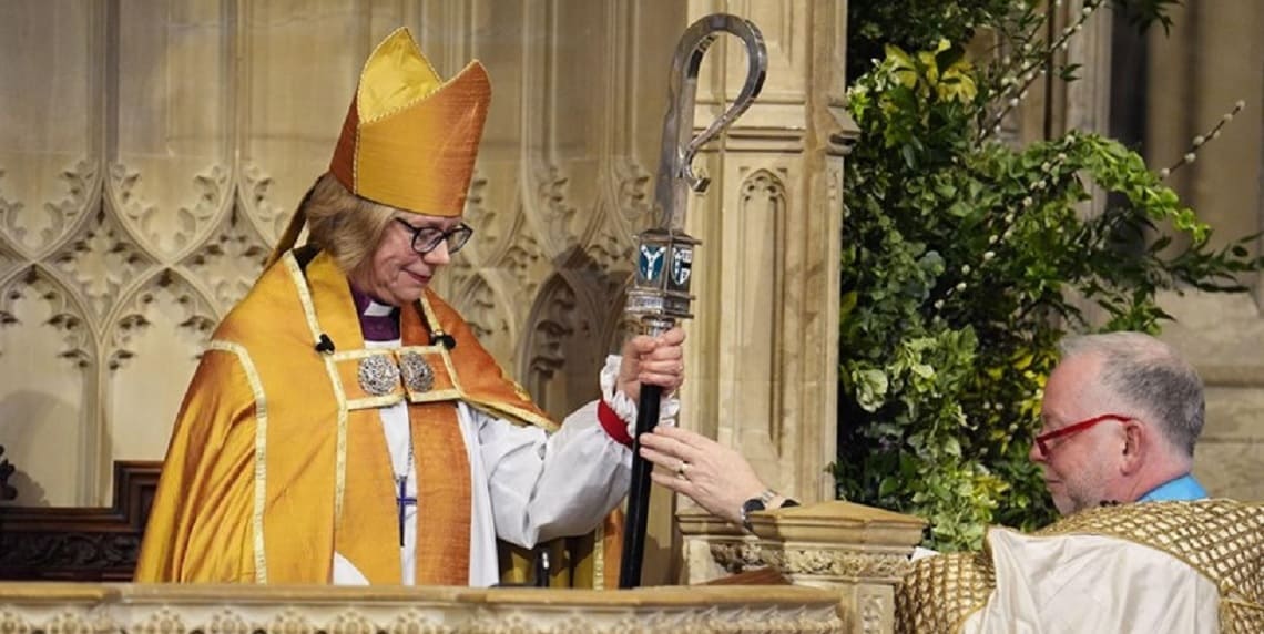 Você sabia que uma mulher assumiu como arcebispa da Igreja Anglicana após 1.400 anos?
