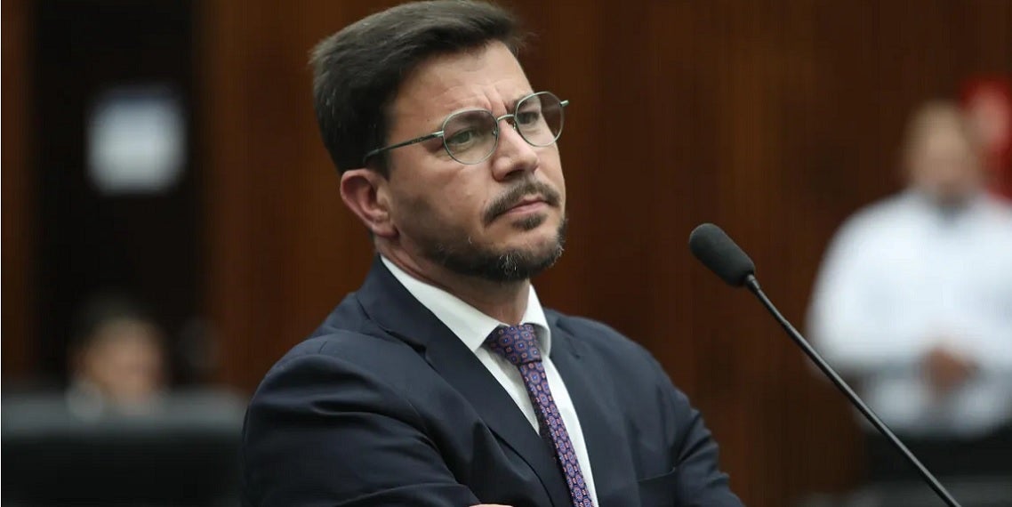 Oposição leva demandas da educação à Assembleia