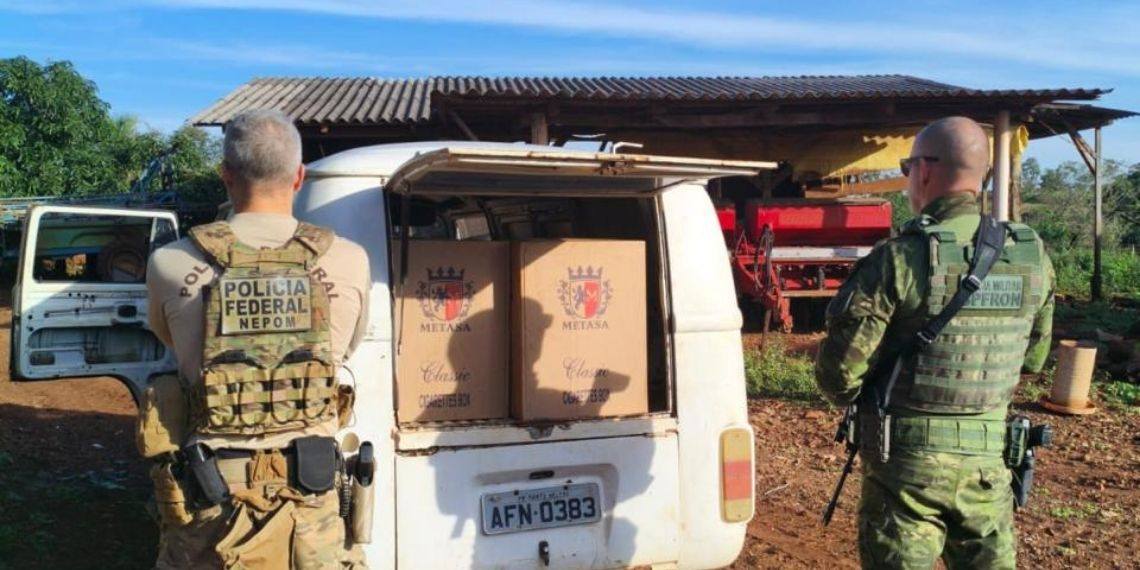 PF e PM apreendem 22,5 mil maços de cigarros em Santa Helena