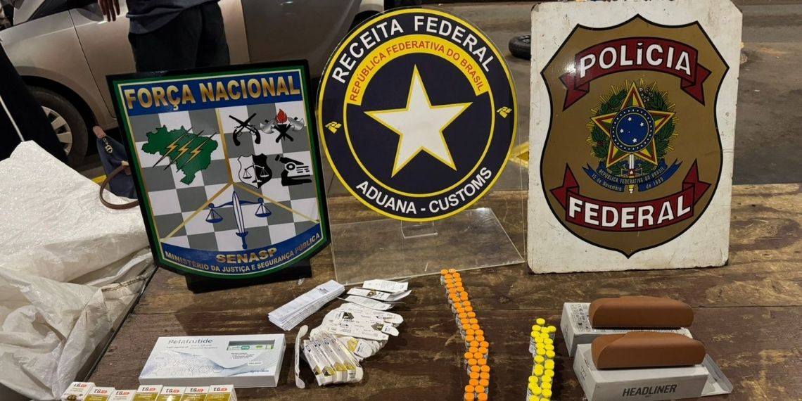 RF apreende remédios para emagrecimento na Ponte da Amizade