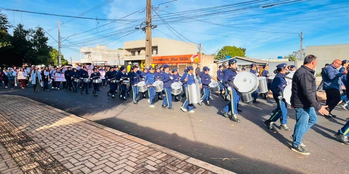 Caminhada mobiliza Foz contra a violência à pessoa idosa