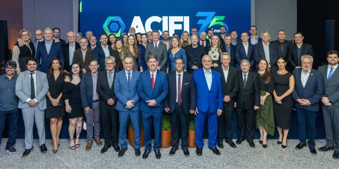 Novo presidente da ACIFI defende união para desenvolver Foz