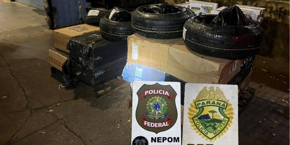 PF e PM apreendem cigarros e pneus contrabandeados em Foz
