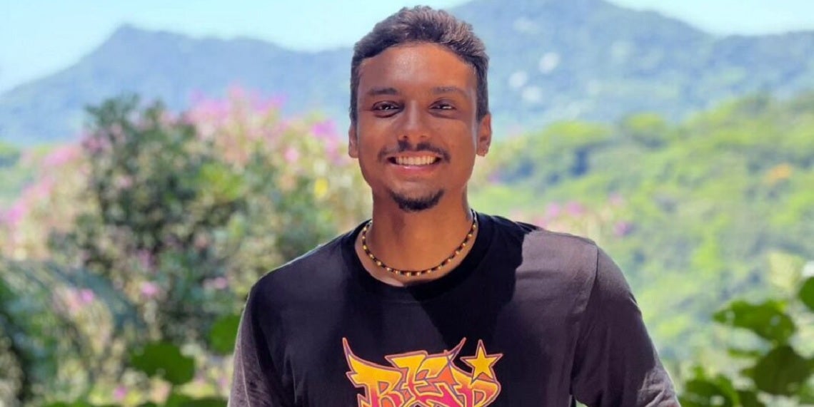 Estudante cria IA que traduz Libras em tempo real