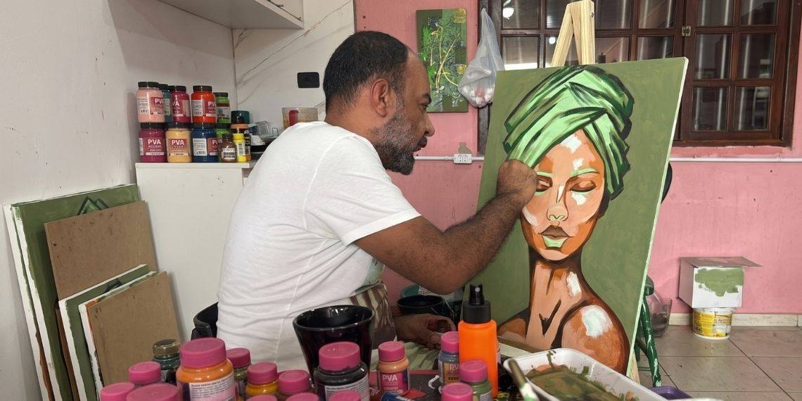 Orlando Rodrigues estreia exposição em Cascavel