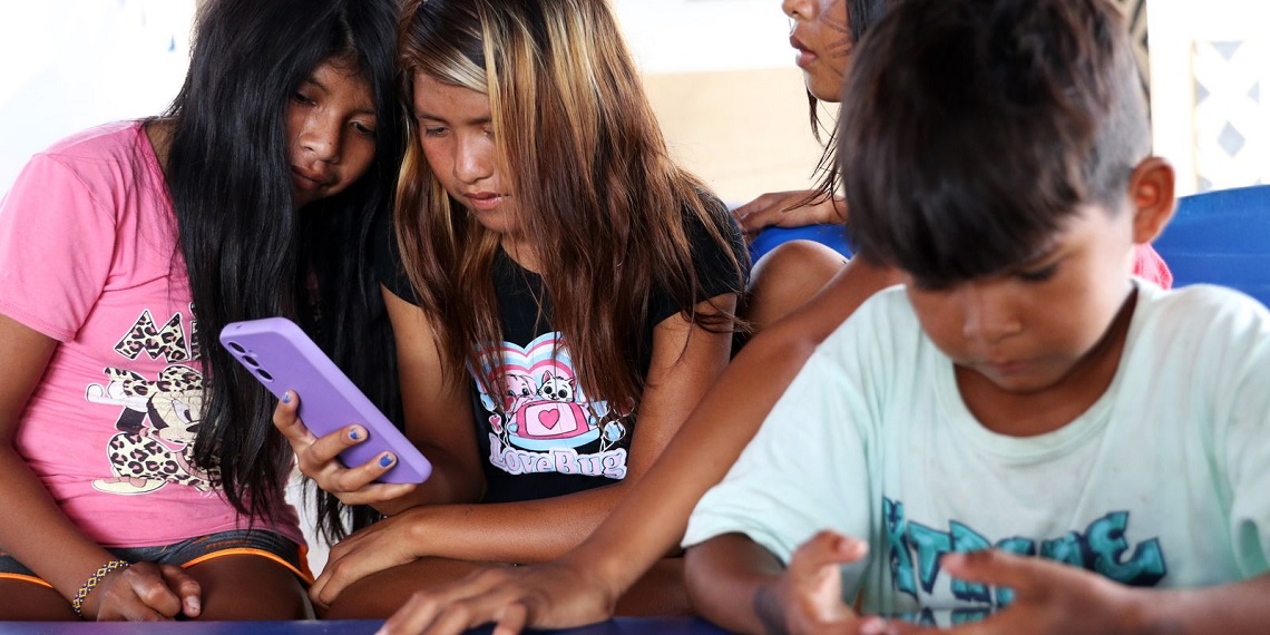 Lei endurece penas para crimes sexuais contra crianças na internet