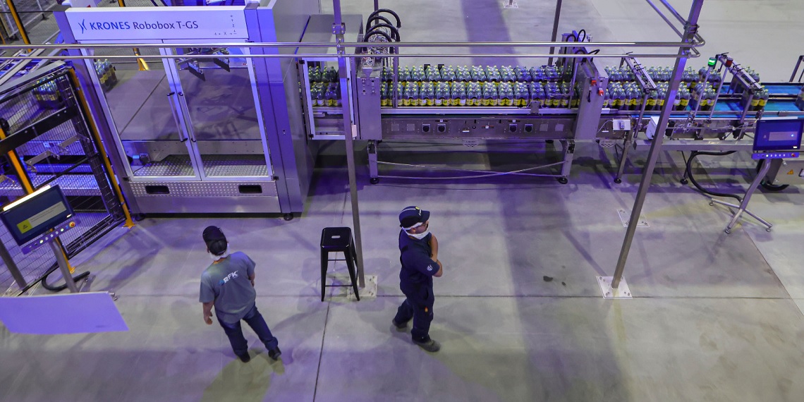 Indústria de bebidas no Paraná abre mais de 7,6 mil vagas