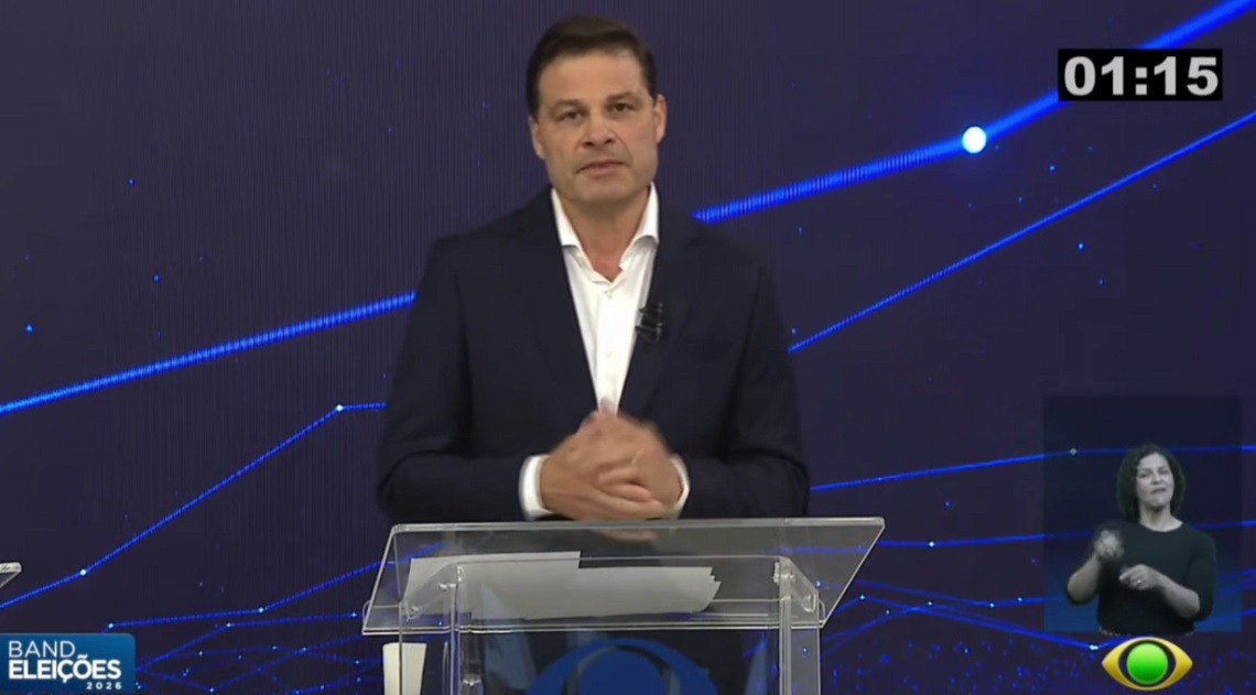 Em debate, Sandro Alex defende expansão de rodovias de concreto