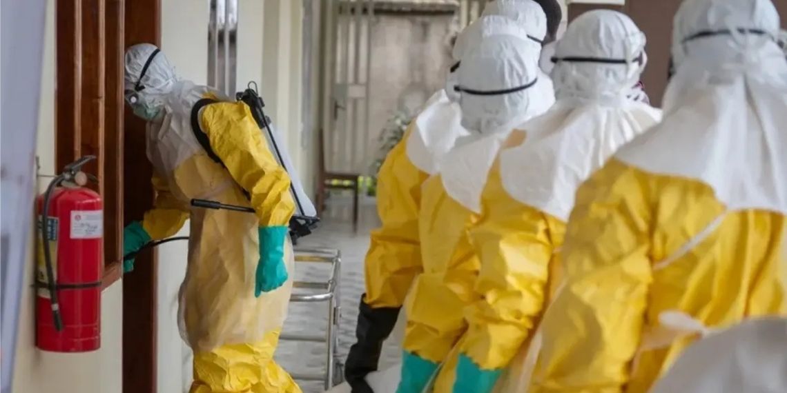 Ebola se espalha na RDC e número de mortos chega a 2.214