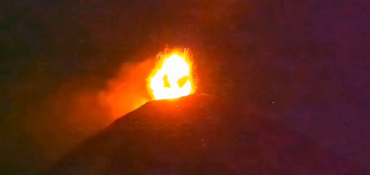 Erupção do Vulcão de Fogo na Guatemala provoca evacuações