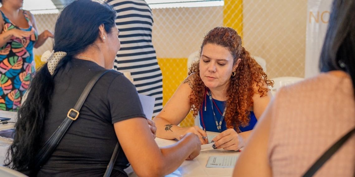 Foz Exercendo a Cidadania leva serviços gratuitos à população