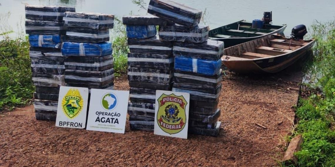 PF, PM e Marinha apreendem 672 kg de maconha no Lago de Itaipu
